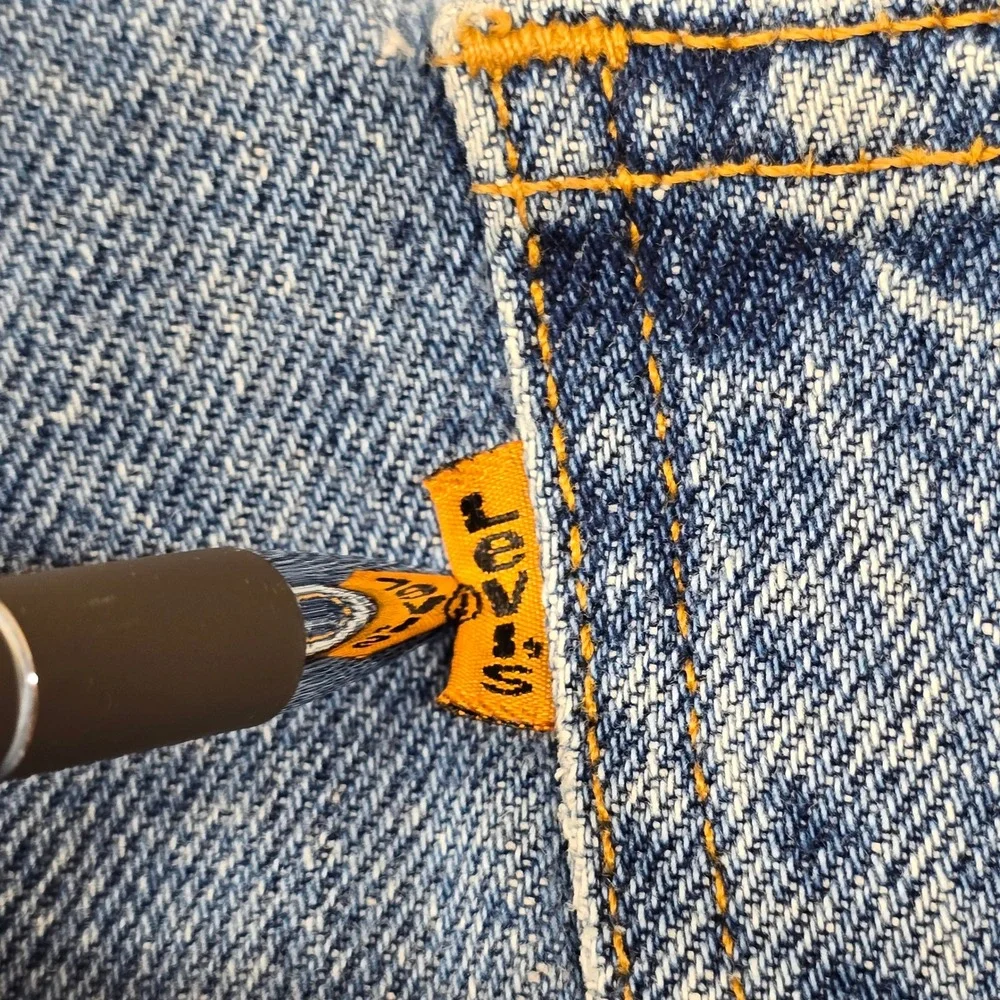 Vintage 1996 Levis 560 Orange Tab Loose Fit Jeans Mens 38x34 Blue Denim Tapered